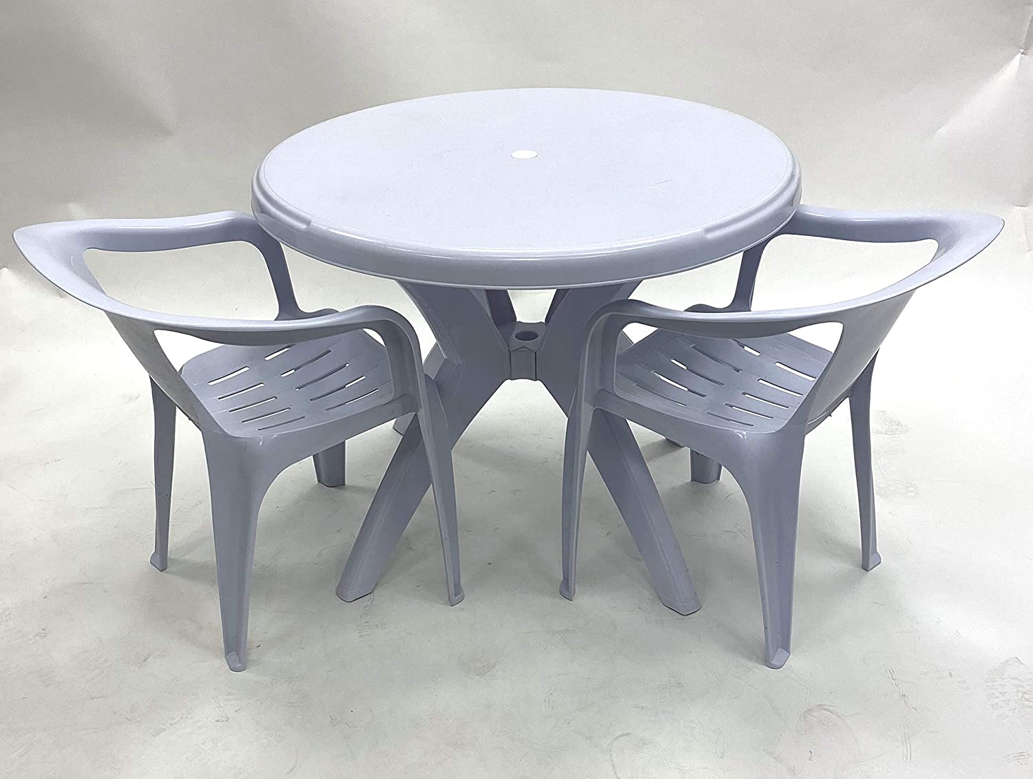 White Plastic Garden Furniture Round Table 2 X Statted Chairs