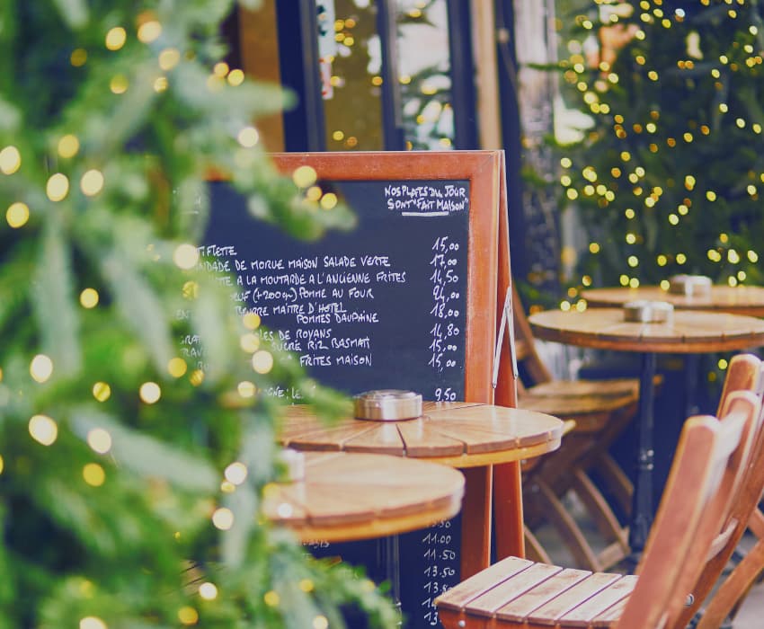 Is Your Restaurant Christmas-Ready? - BE Furniture Sales