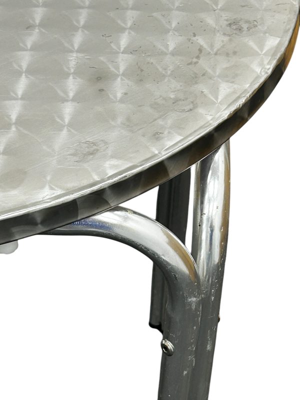 Stacking Aluminium Round Table